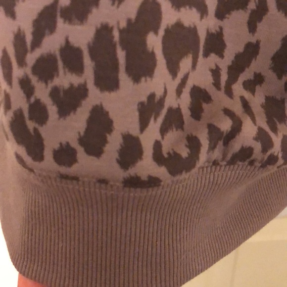 Beautiful Animal Print Hoodie - Picture 5 of 8
